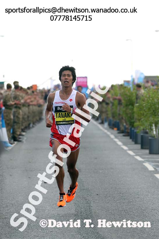Keisuke Tanaka finishing the mens 2014 BUPA Great North Run. Photo: David T. Hewitson/Sports for All Pics